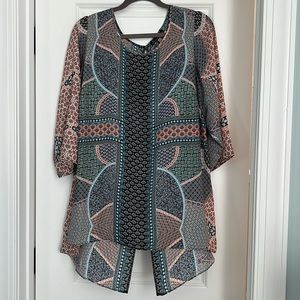 Rose and Olive tunic. Beautiful pattern, suitable for any season or occasion.